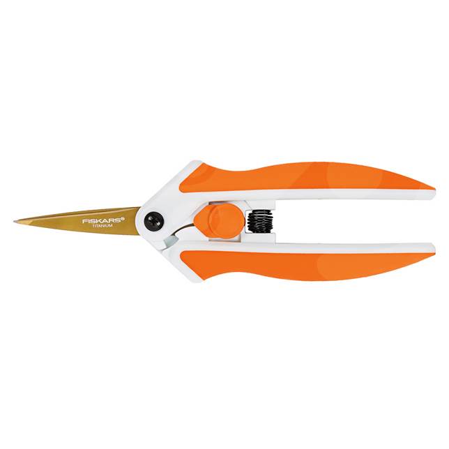 Fiskars Titanium Scissors – Scrapbook Cottage